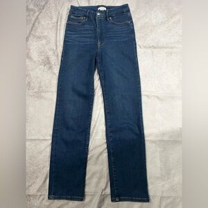 Good American Straight Leg Jeans in Dark Blue Denim